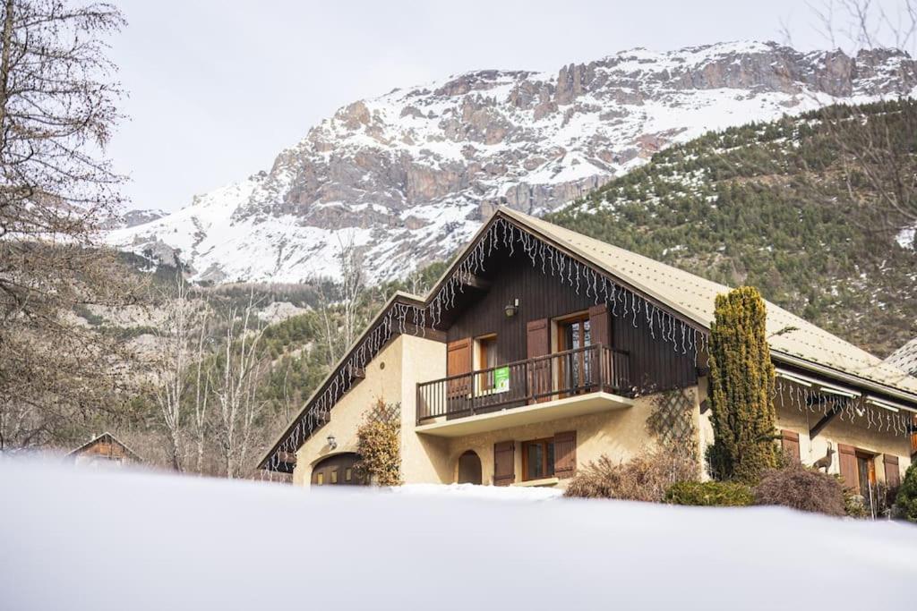 Les 3 Pitres - 10 Personnes - Les Ecrins Chalet *
